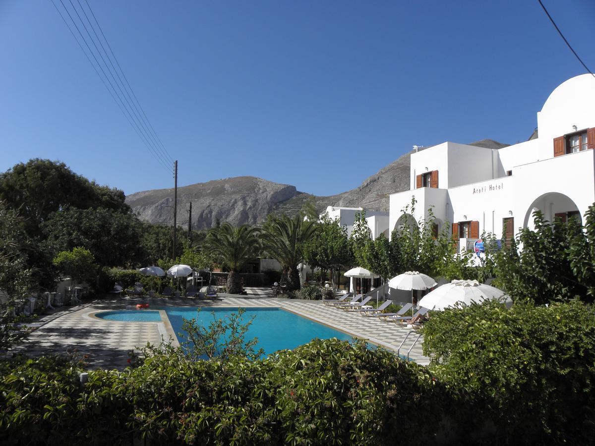 Areti Hotel Kamári 외부 사진
