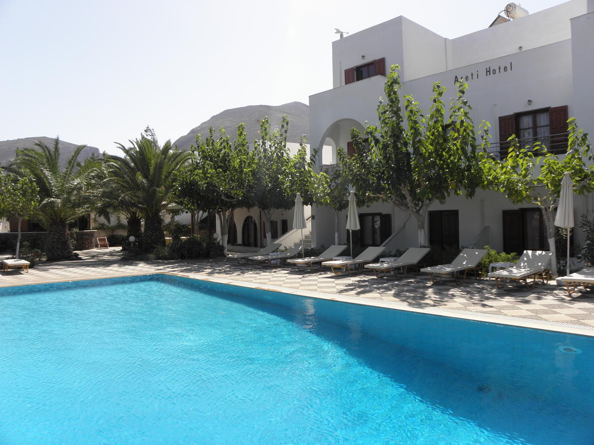 Areti Hotel Kamári 외부 사진
