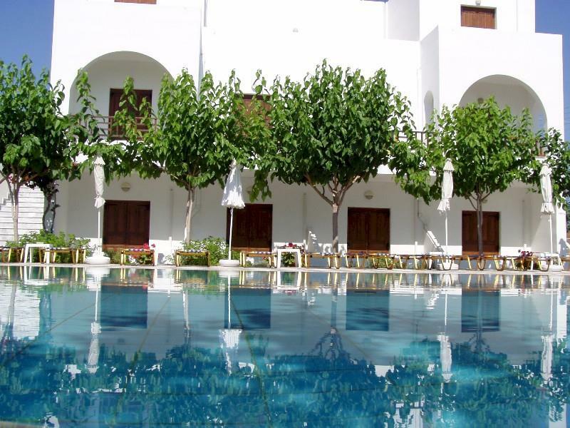 Areti Hotel Kamári 외부 사진